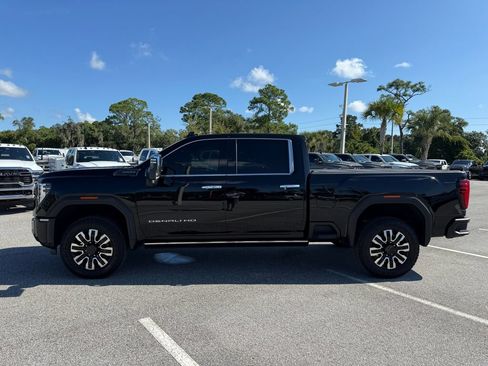 Used 2026 GMC Sierra 2500 Denali Ultimate AWD/4WD image 7