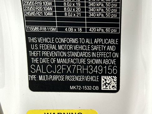 Used 2024 Land Rover Discovery Sport S image 19