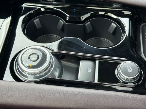 Certified 2025 Ford Explorer Platinum w/ LUX Leather Package image 23