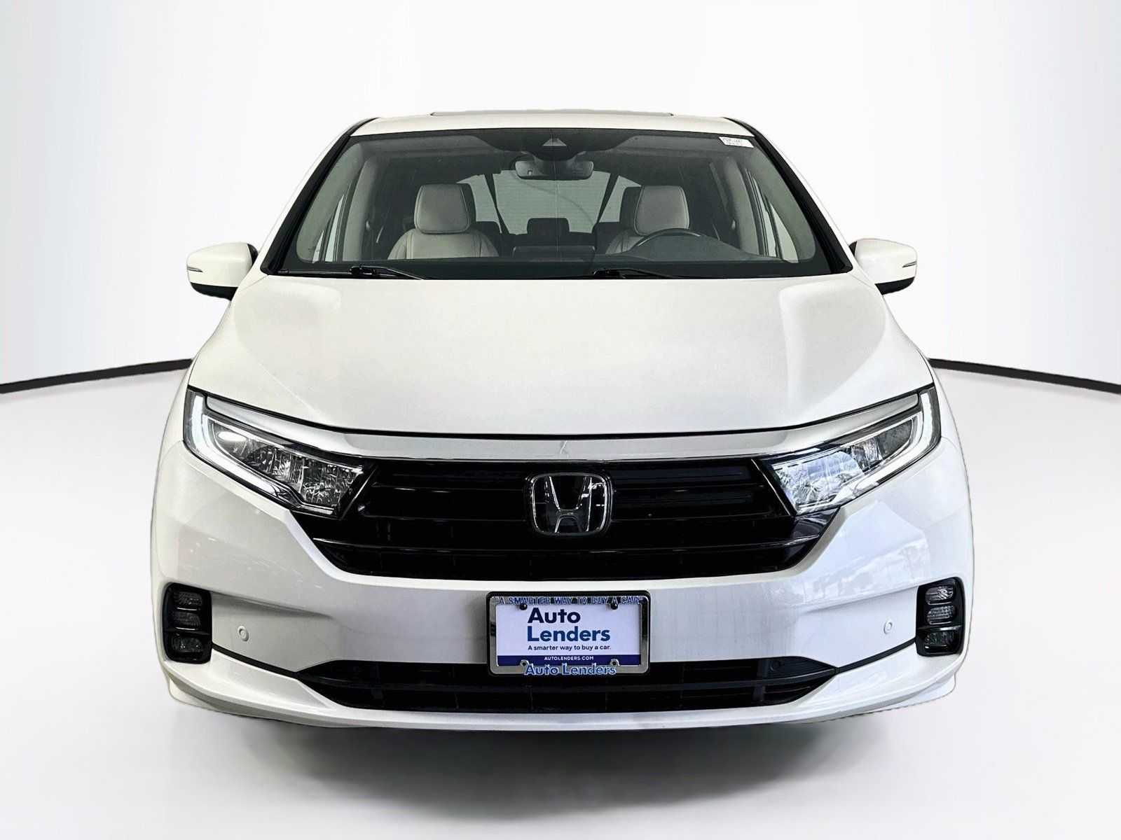 Used 2023 Honda Odyssey Touring image 2