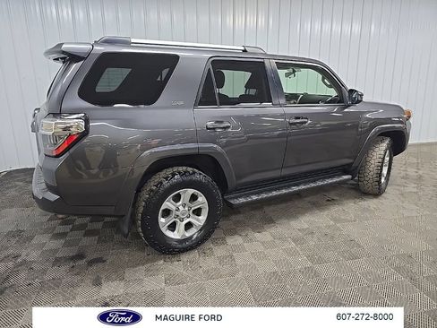 Used 2019 Toyota 4Runner SR5 AWD/4WD image 3