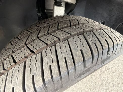 Used 2023 Rivian R1S Launch Edition AWD/4WD image 19