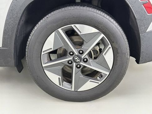 Used 2025 Hyundai Tucson SEL FWD image 33