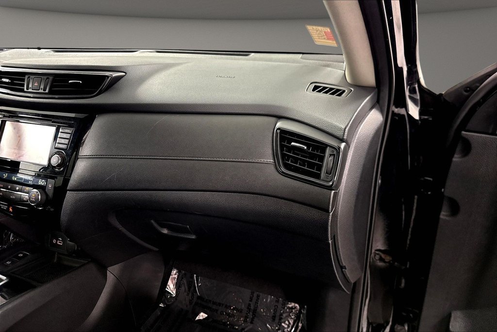 Used 2019 Nissan Rogue SV w/ Premium Package AWD/4WD image 28