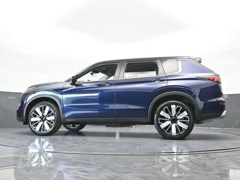 New 2026 Mitsubishi Outlander SE image 68