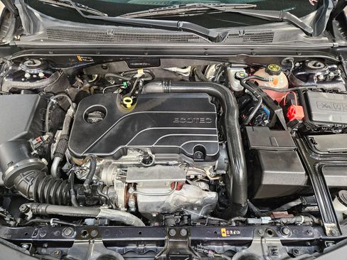 Used 2022 Chevrolet Malibu RS FWD image 19