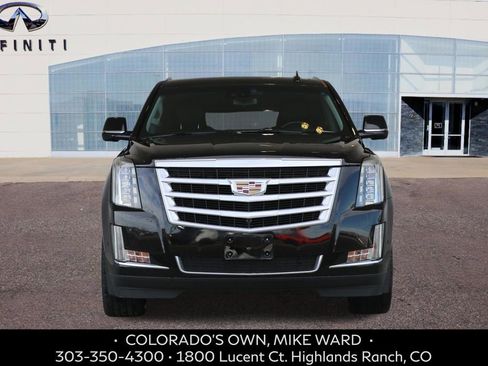 Used 2019 Cadillac Escalade Luxury image 9