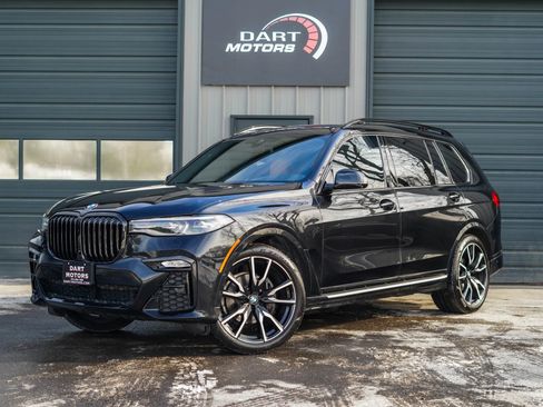 Used 2021 BMW X7 xDrive40i w/ M Sport Package image 3