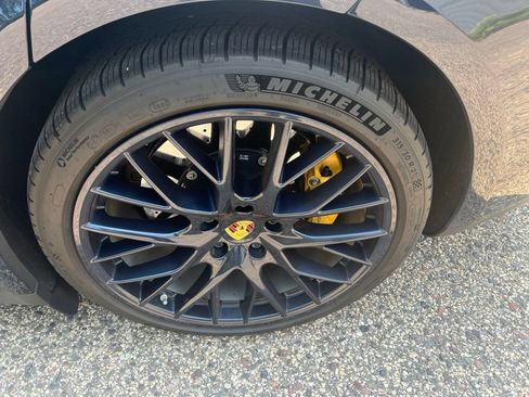 Used 2018 Porsche Panamera Turbo AWD/4WD image 26