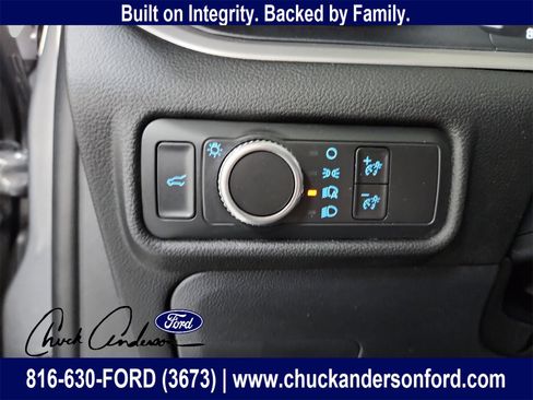 Used 2021 Ford Explorer XLT image 33