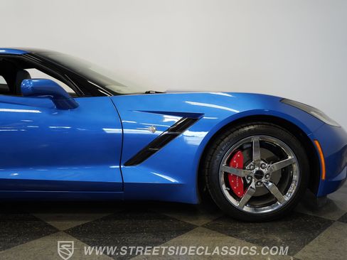 Used 2014 Chevrolet Corvette Stingray Coupe w/ 2LT Preferred Equipment Group RWD image 34