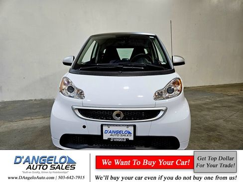 Used 2015 smart fortwo passion image 10