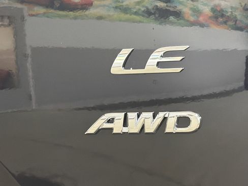 New 2026 Toyota Corolla Cross LE AWD/4WD image 39
