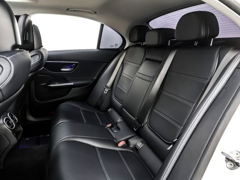 Used 2023 Mercedes-Benz C 300 Sedan image 8