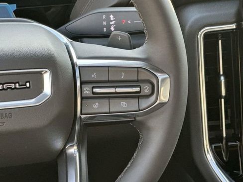 New 2026 GMC Yukon XL Denali w/ Denali Reserve Package image 11