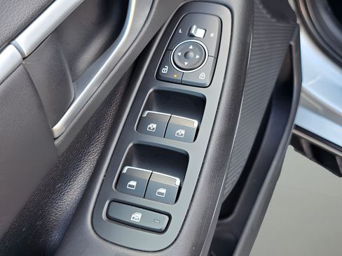 Used 2025 Hyundai Sonata SEL FWD image 17