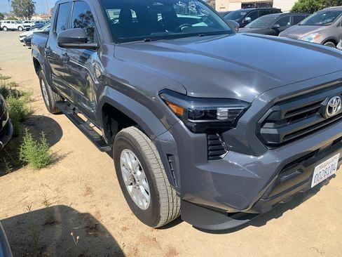 Used 2025 Toyota Tacoma SR5 RWD image 4