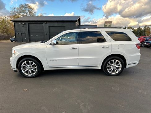 Used 2016 Dodge Durango Citadel w/ Technology Group image 2
