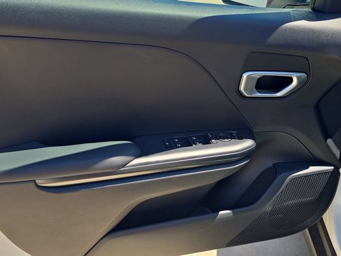 New 2026 Kia K4 FWD image 17