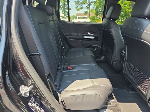 Certified 2021 Mercedes-Benz GLB 250 4MATIC image 15