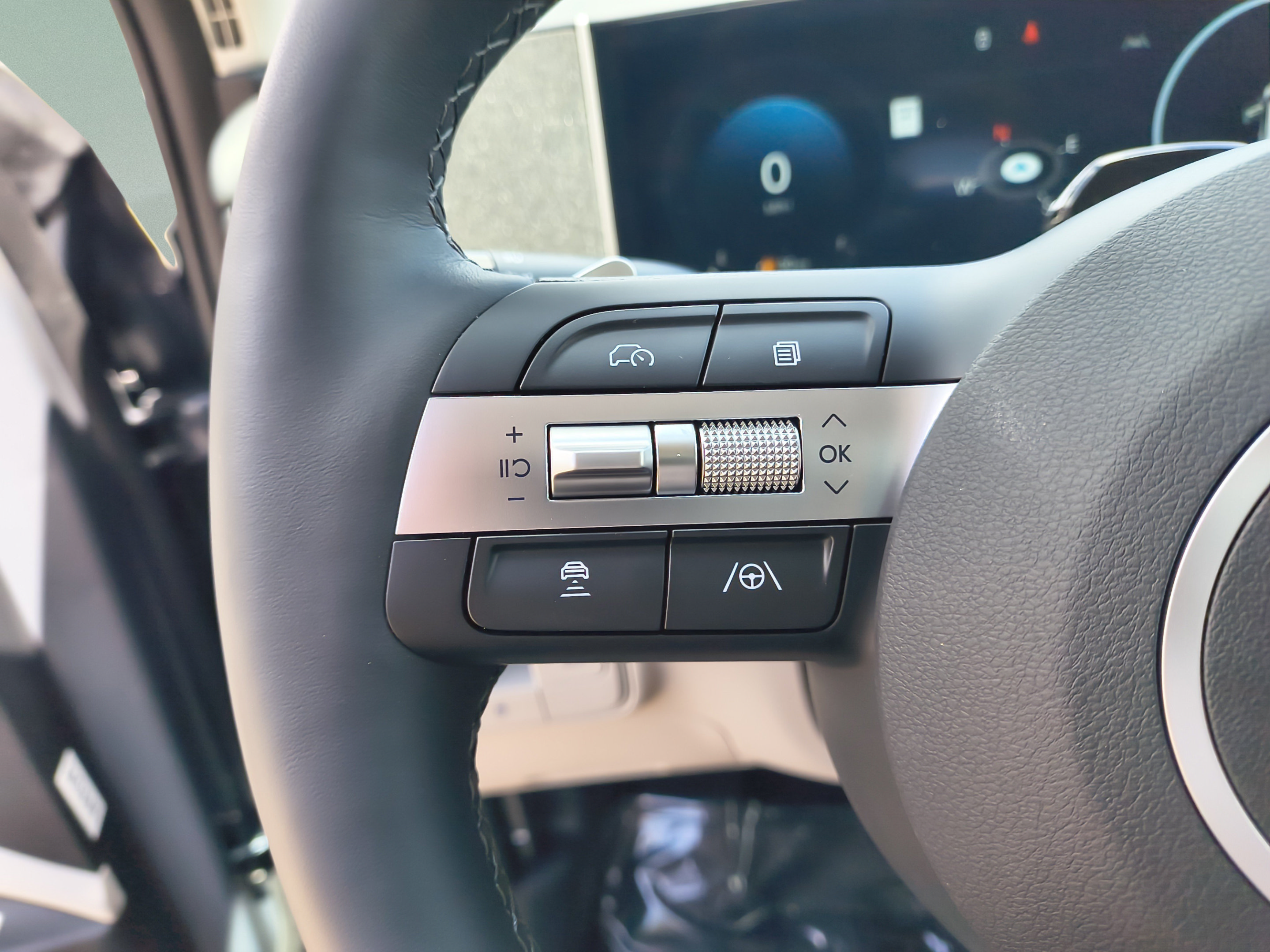 New 2026 Hyundai Tucson Limited FWD image 27