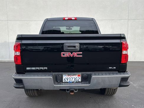 Used 2017 GMC Sierra 1500 SLE w/ SLE Value Package image 3