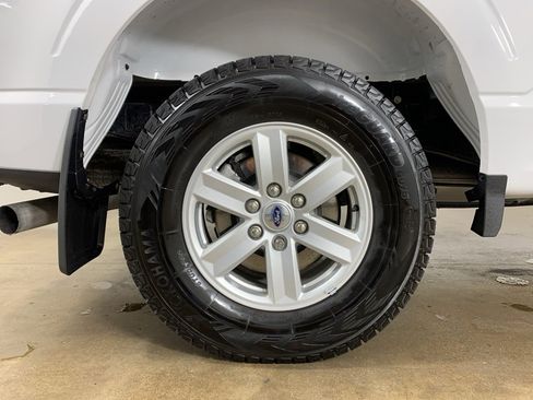 Used 2023 Ford F150 XLT w/ Trailer Tow Package image 38