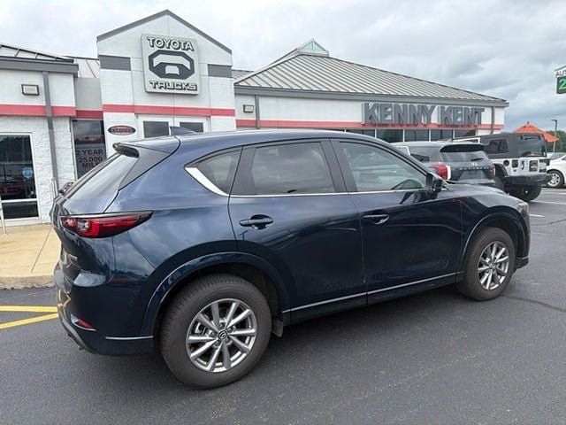 Used 2025 MAZDA CX-5 AWD 2.5 S w/ Preferred Package image 12