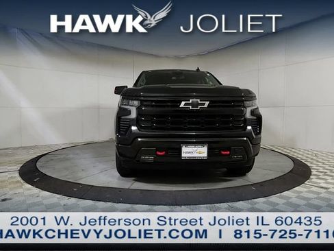 Used 2024 Chevrolet Silverado 1500 RST w/ Redline Edition AWD/4WD image 3
