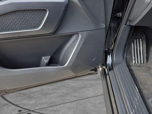 New 2026 Nissan Pathfinder SL image 31