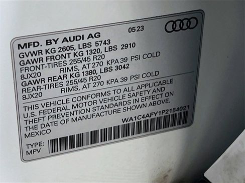 Used 2023 Audi SQ5 Prestige w/ Prestige Package image 31