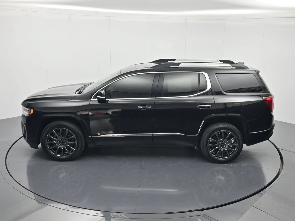 Certified 2023 GMC Acadia Denali w/ Black Diamond Edition FWD image 39