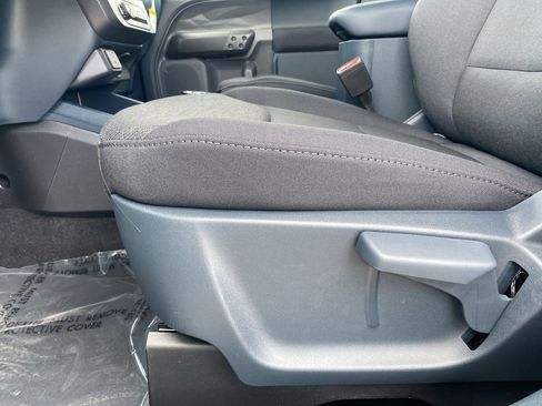New 2026 Ford Maverick XL FWD image 19