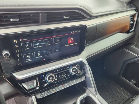 Certified 2024 GMC Sierra 2500 Denali w/ Denali Reserve Package image 25