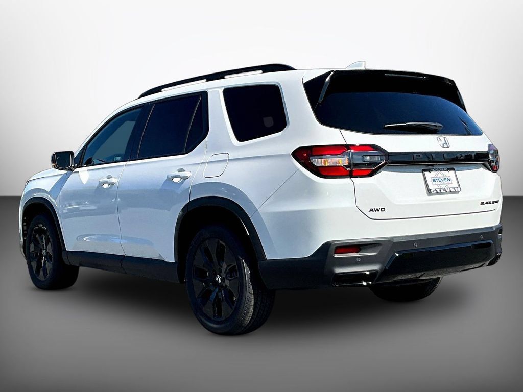 New 2026 Honda Pilot Black Edition image 4