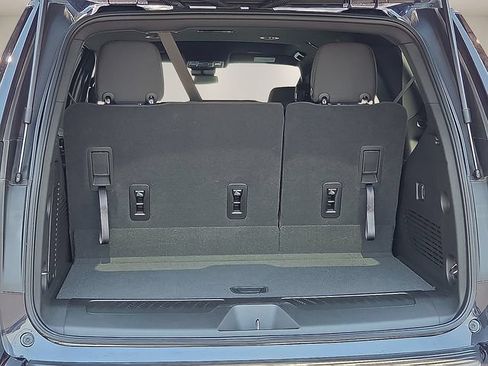 Used 2026 Chevrolet Tahoe LS w/ LS Custom Edition RWD image 9