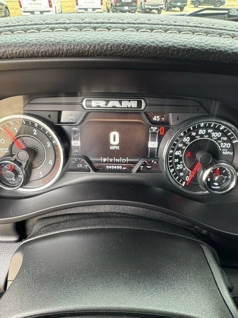 Used 2022 RAM 2500 Laramie AWD/4WD image 12