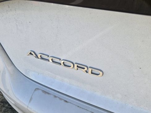Used 2023 Honda Accord EX image 11