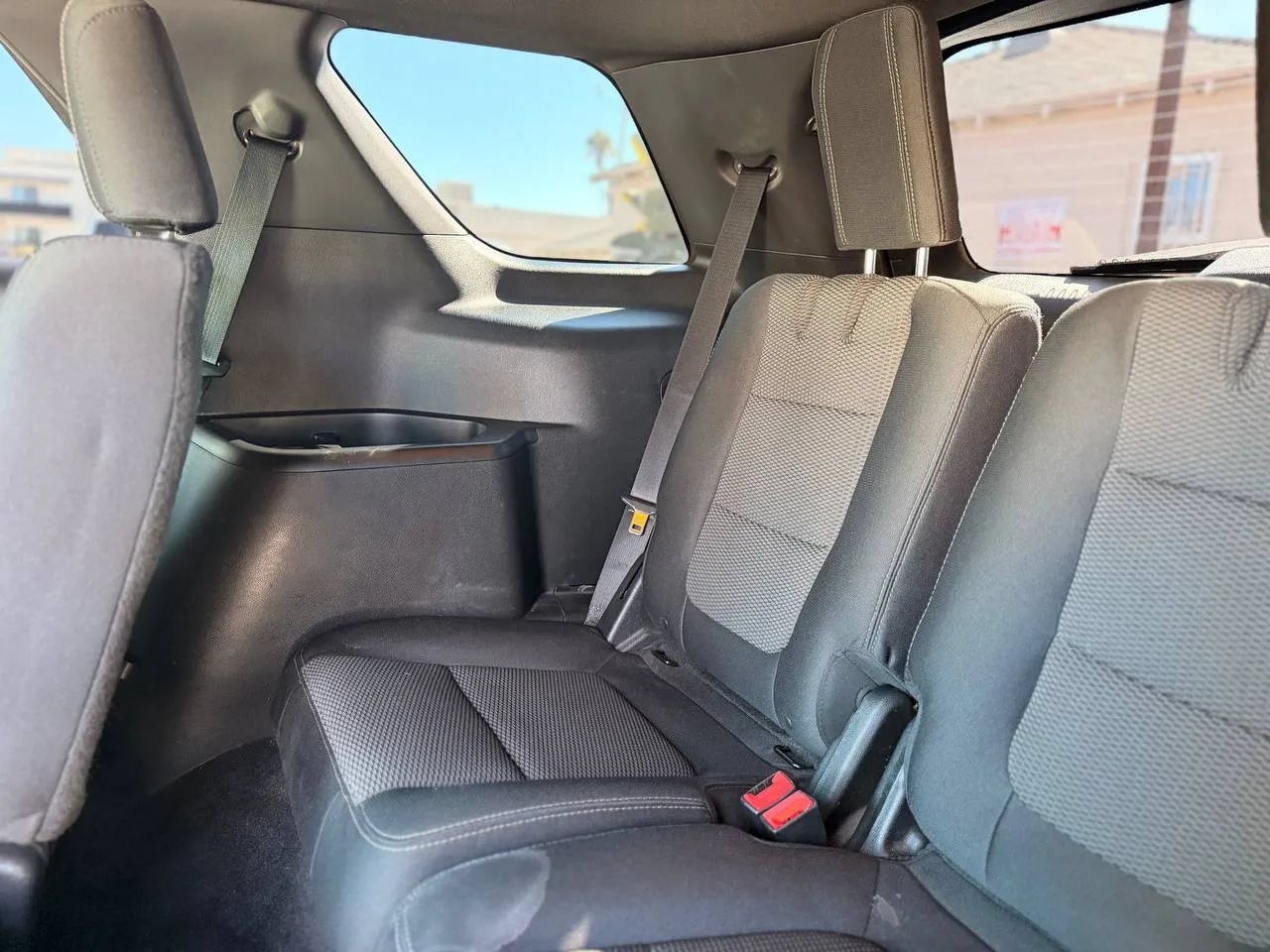 Used 2017 Ford Explorer XLT FWD image 30