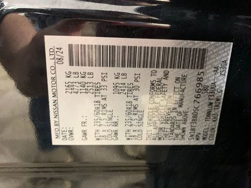 Used 2025 Nissan Rogue SV image 35