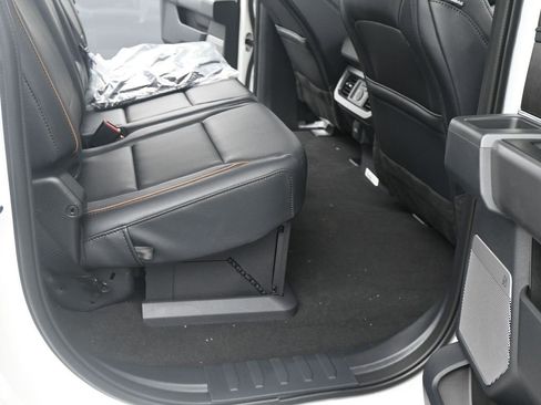 New 2026 Ford F250 Lariat w/ Chrome Package image 18