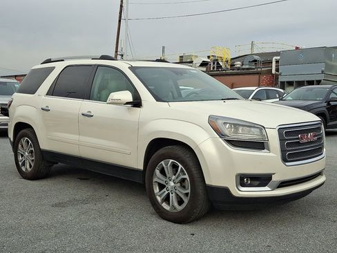 Used 2014 GMC Acadia SLT image 3