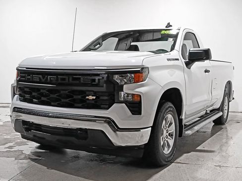 Used 2025 Chevrolet Silverado 1500 W/T RWD image 3