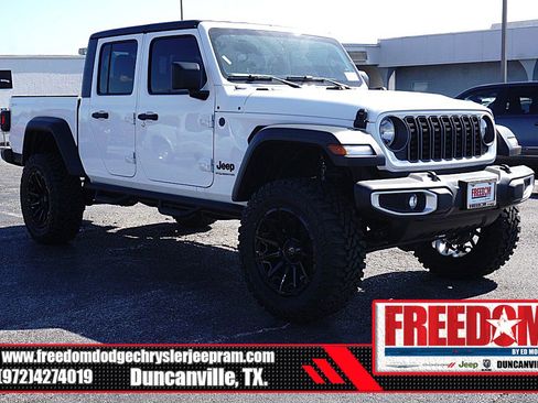 New 2026 Jeep Gladiator Sport AWD/4WD image 7