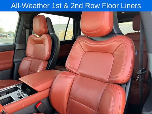 Used 2025 Lincoln Aviator Reserve w/ Equipment Group 201A image 17