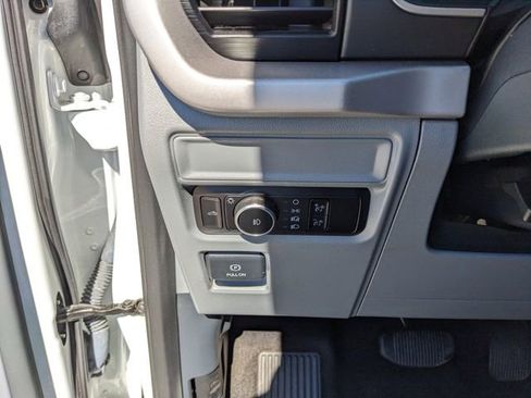 Used 2023 Ford F150 XLT image 29