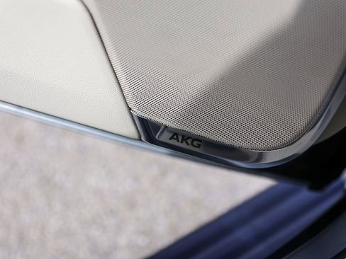 Used 2025 Cadillac Escalade Sport Platinum image 21