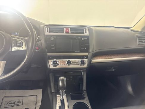 Used 2016 Subaru Outback 2.5i Limited AWD/4WD image 13