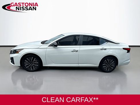 Used 2025 Nissan Altima 2.5 SV FWD image 5