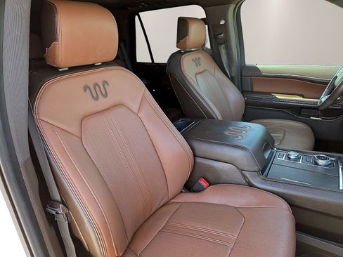 Used 2023 Ford Expedition King Ranch AWD/4WD image 9